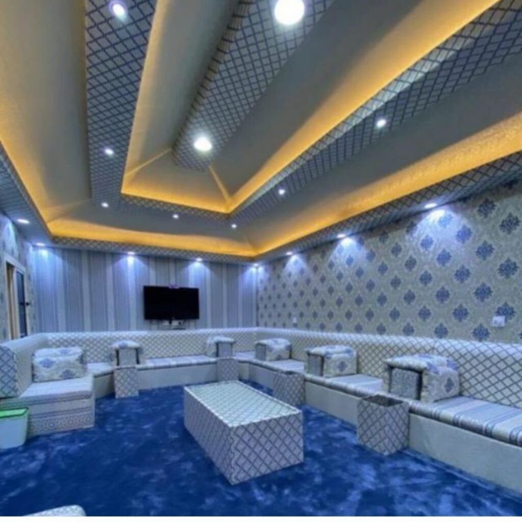 بيوت الشعر الملكية