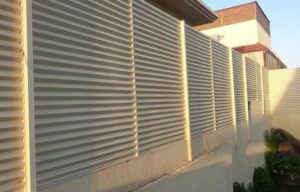 سواتر البلاستيك في مكة