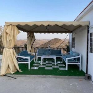 مظلات فوق السطح في مكة