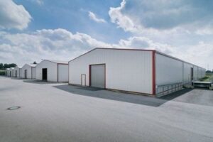 هناجر ومستودعات في مكة