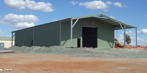 هناجر ومستودعات في مكة