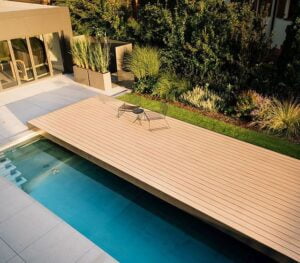 مظلات تغطية المسابح في مكة