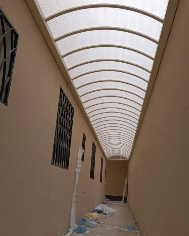 مظلات لكسان