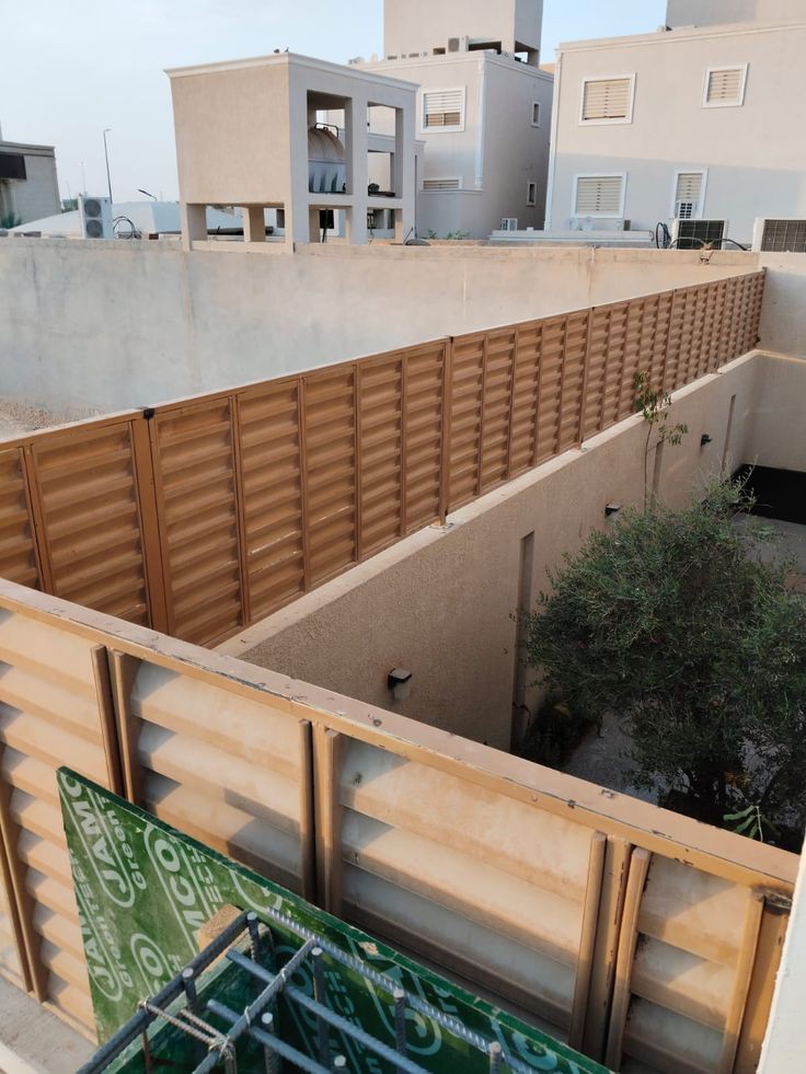 سواتر خشبية حديثة