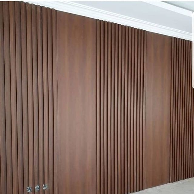 تكسيات جدران بديل الخشب