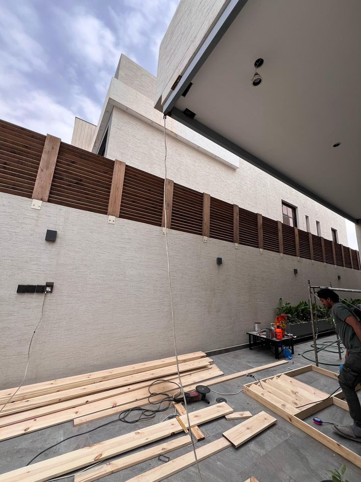 سواتر فلل حديثة