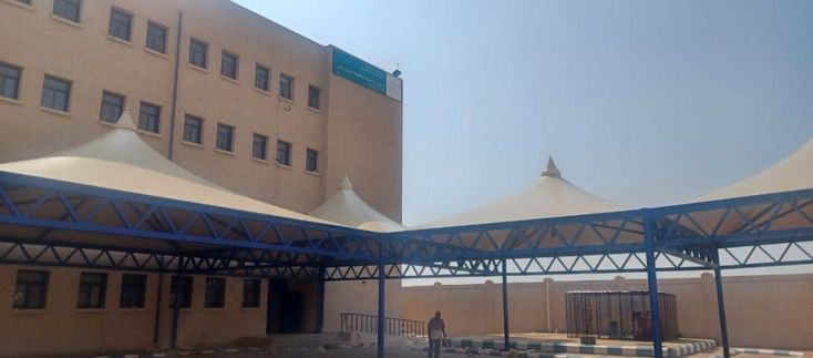 مظلات قماش للمدارس