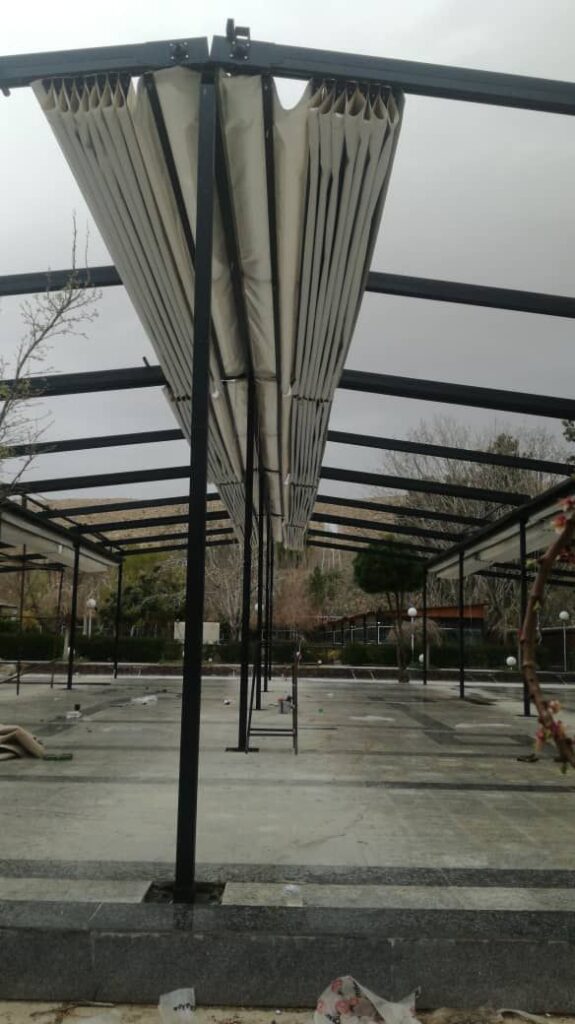 مظلات خارجية للمقاهي