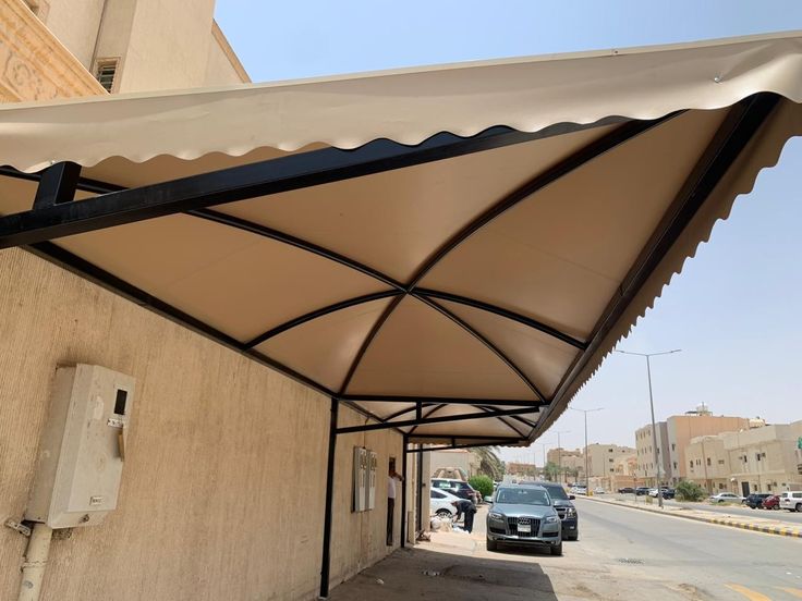 مقاول مظلات سيارات في مكة