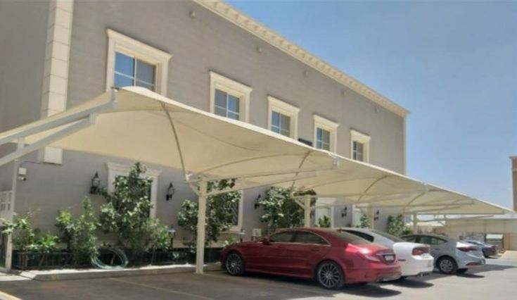 مظلات سيارات هرمية بولي ايثلين مكة